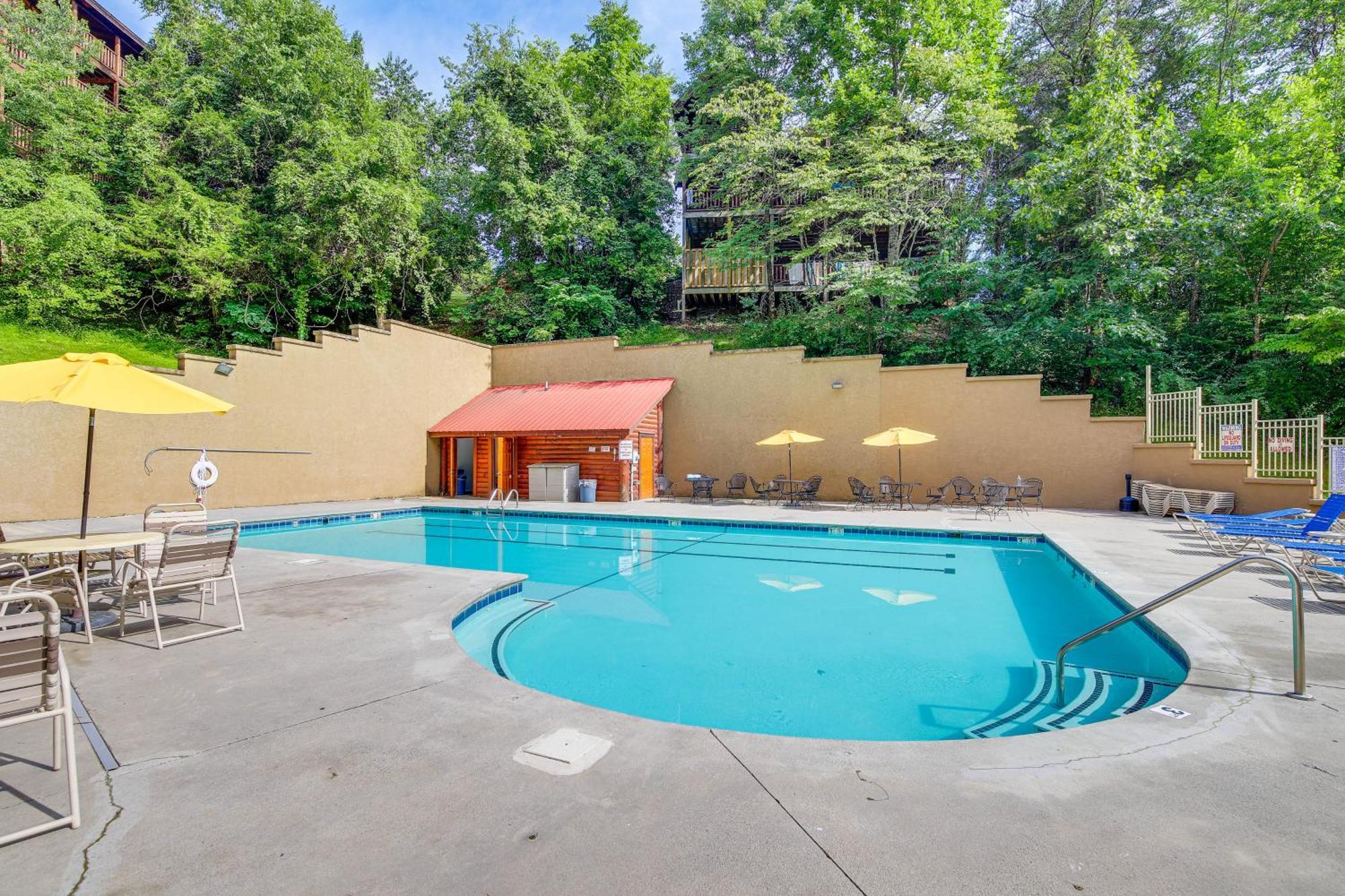 Pigeon Forge Cabin Premier Location And Hot Tub 外观 照片