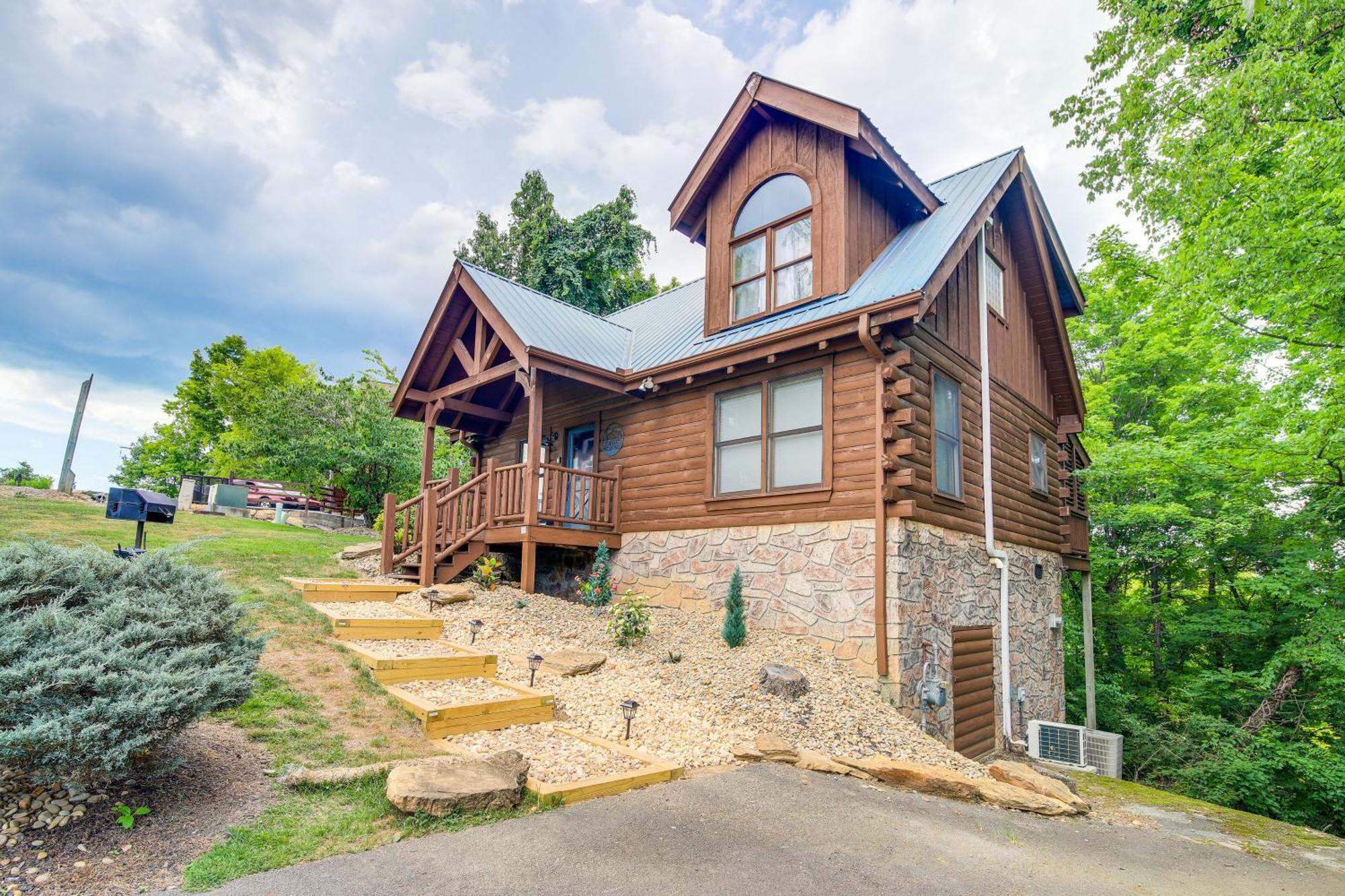 Pigeon Forge Cabin Premier Location And Hot Tub 外观 照片
