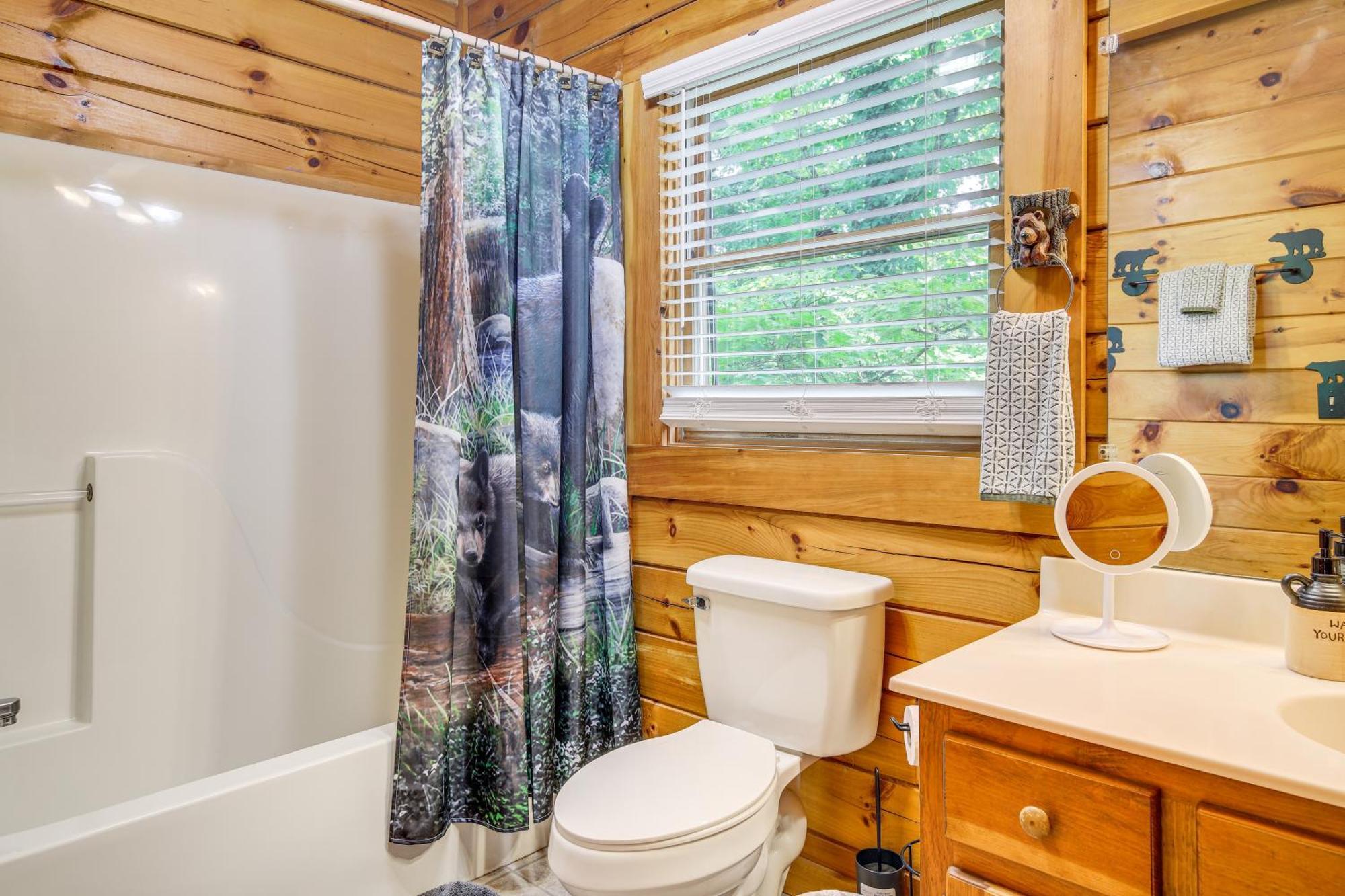 Pigeon Forge Cabin Premier Location And Hot Tub 外观 照片