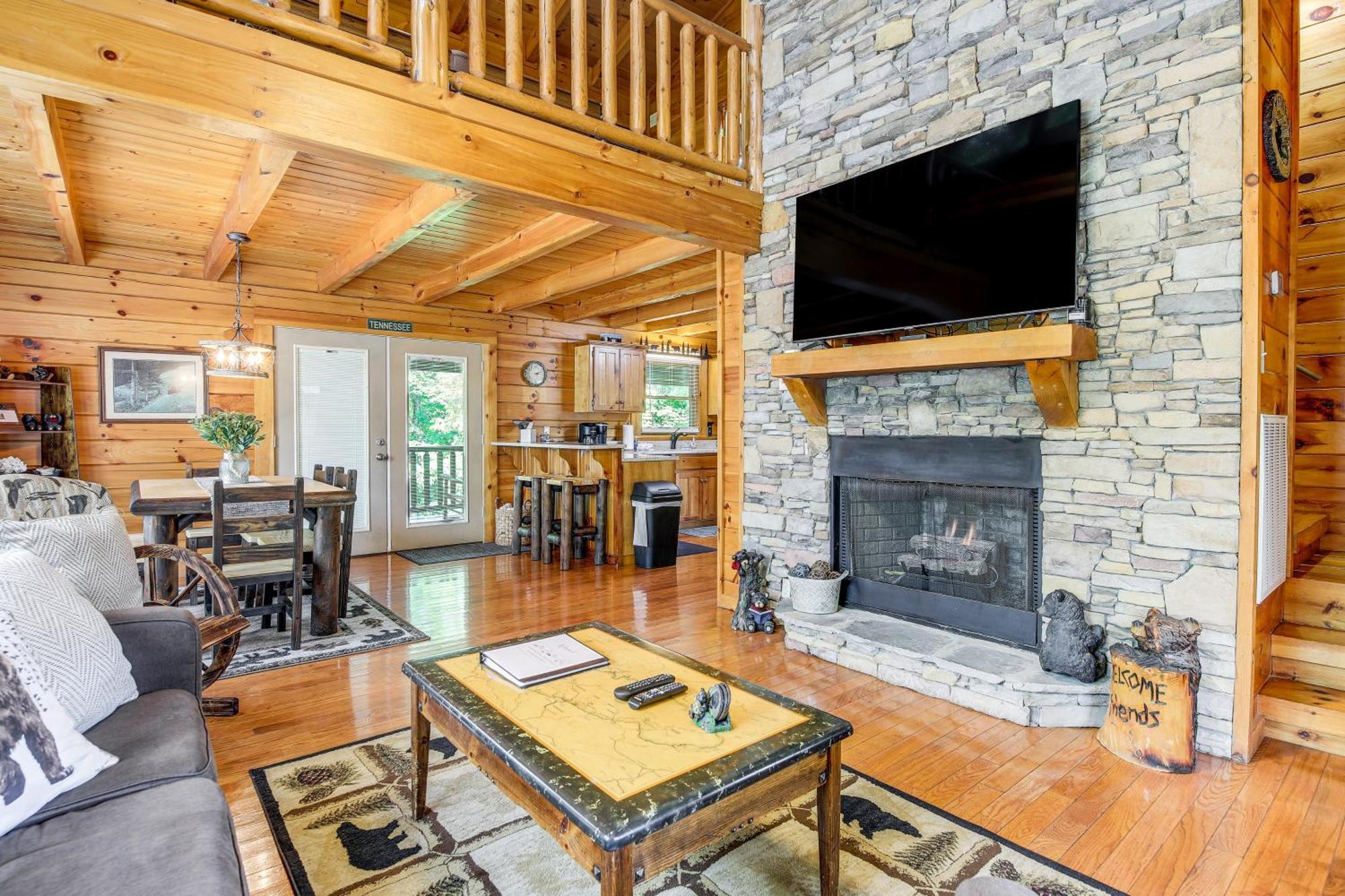 Pigeon Forge Cabin Premier Location And Hot Tub 外观 照片